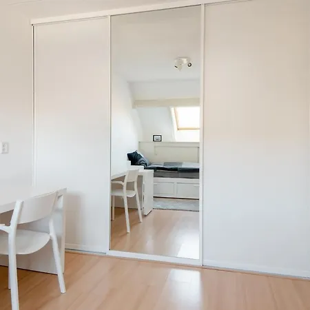 Zuhause Am Fuer 6 Personen Mit 4 Schlafzimmern *