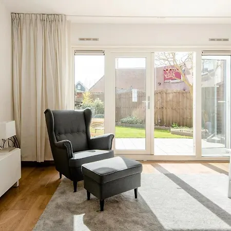 Ferienhaus Zuhause Am Fuer 6 Personen Mit 4 Schlafzimmern *