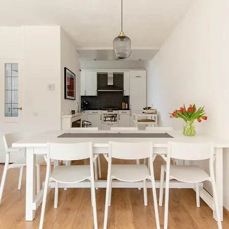Hébergement de vacances Zuhause Am Fuer 6 Personen Mit 4 Schlafzimmern *