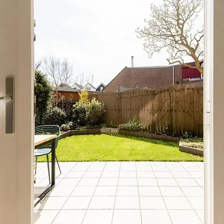 Hébergement de vacances Zuhause Am Fuer 6 Personen Mit 4 Schlafzimmern *