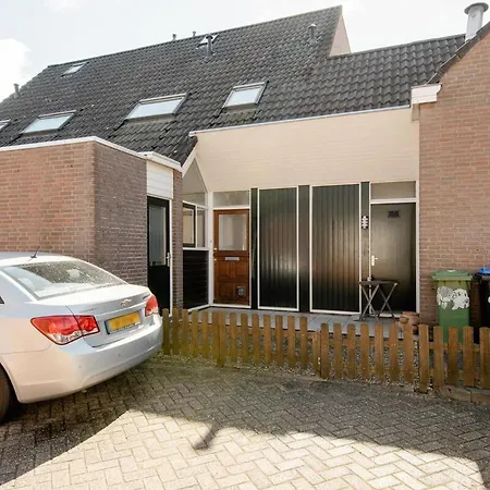 Hébergement de vacances Zuhause Am Fuer 6 Personen Mit 4 Schlafzimmern *