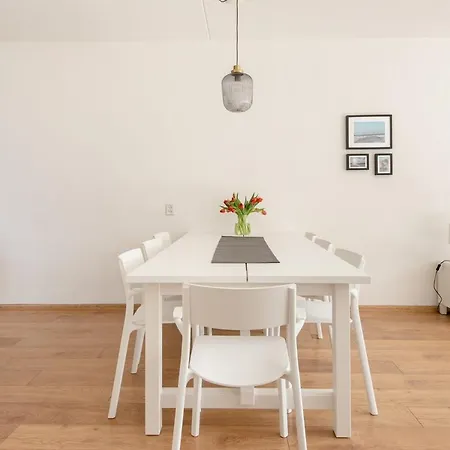 Ferienhaus Zuhause Am Fuer 6 Personen Mit 4 Schlafzimmern *