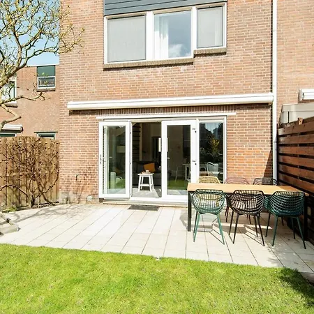 Ferienhaus Zuhause Am Fuer 6 Personen Mit 4 Schlafzimmern *