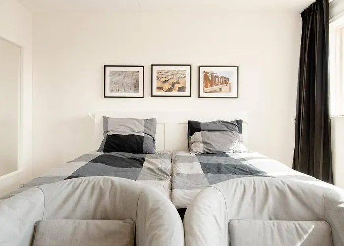 Zuhause Am Fuer 6 Personen Mit 4 Schlafzimmern * Julianadorp