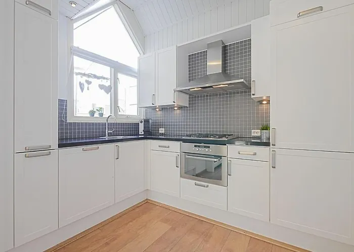 Semesterbostad Zuhause Am Fuer 6 Personen Mit 4 Schlafzimmern