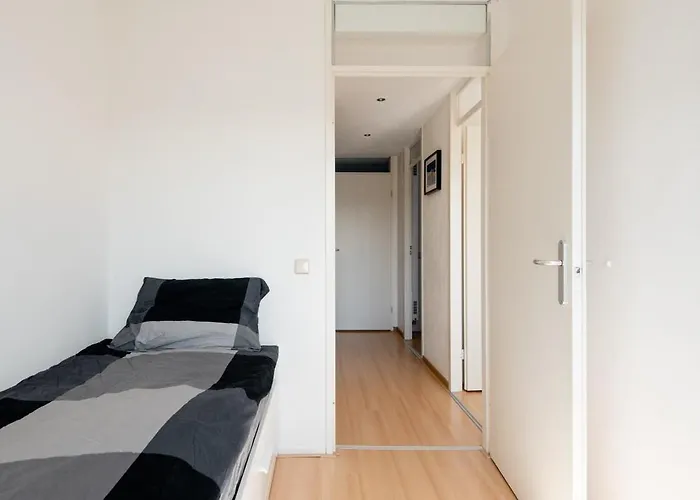 Zuhause Am Fuer 6 Personen Mit 4 Schlafzimmern Semesterbostad *