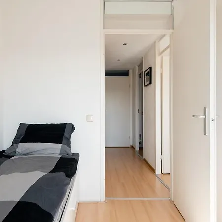 Zuhause Am Fuer 6 Personen Mit 4 Schlafzimmern Holiday home *